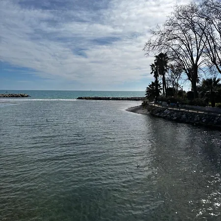 Apartamento Cocon Lumineux Avec Extérieur à 150m De La Villeneuve-Loubet